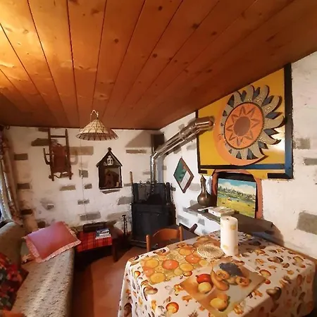 Holiday home Piccola Oasi Nella Frescura Delle Alpi Tra Verdi Boschi E Sorgenti Di Acqua Purissima